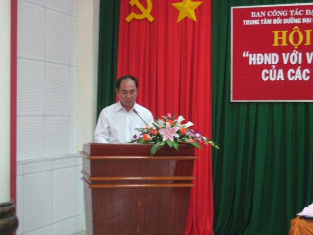Ảnh HN "HDND với việc giám sát văn bản và hoạt động của các cơ quan tư pháp tại địa phương", tỉnh Bình Phước, ngày 30-31/07/2009