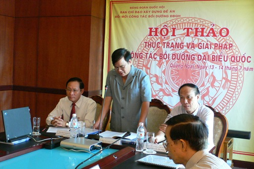Ảnh hội thảo "Thực trạng và giải pháp về công tác bồi dưỡng ĐBQH" tại Quảng Ngãi từ 13-14/7/2009