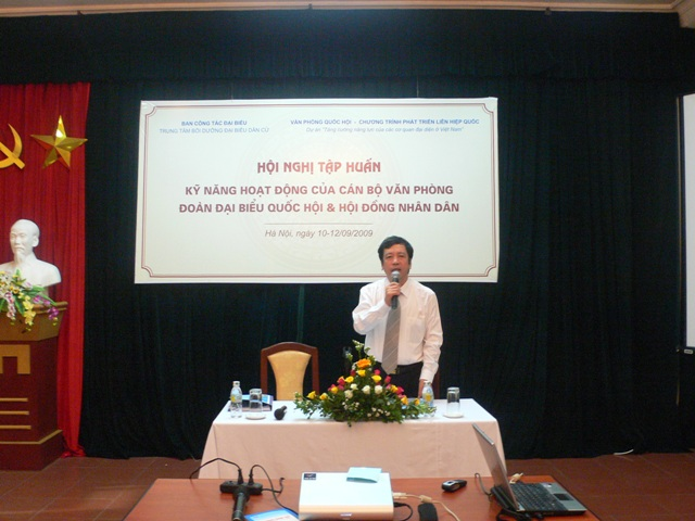 Ảnh HN "kỹ năng hoạt động của CB VP đoàn ĐBQH và HĐND", tại Hà Nội, ngày 10-12/9/2009